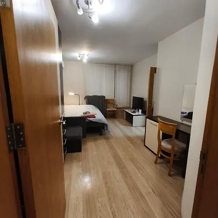 Apartment In The Center 1 *